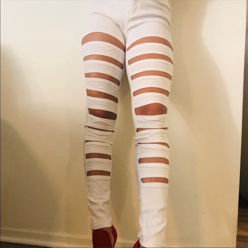 Jc& JQ White Jean with a lots of straps
